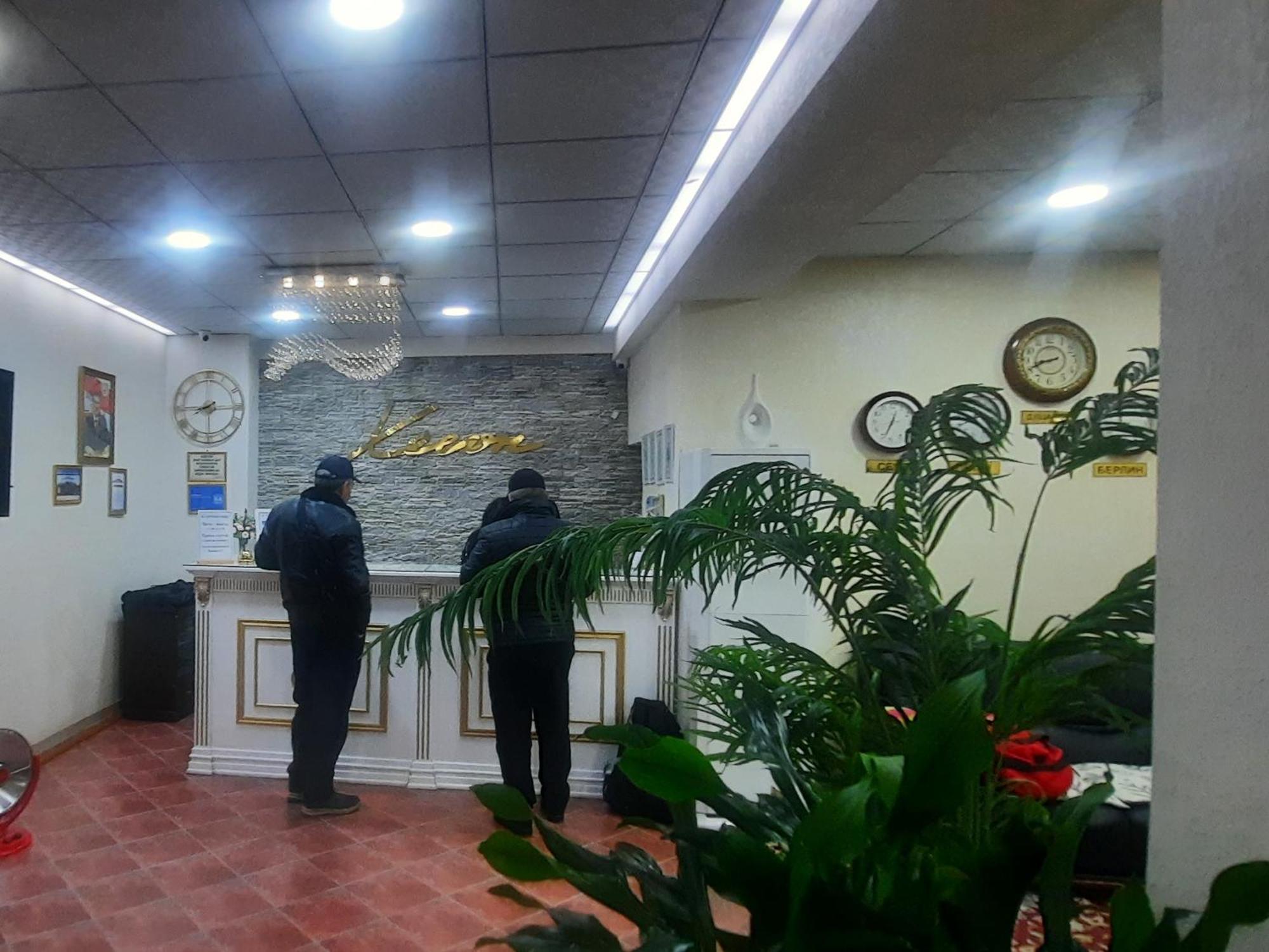 Хотел Хесон Khujand Cameră foto